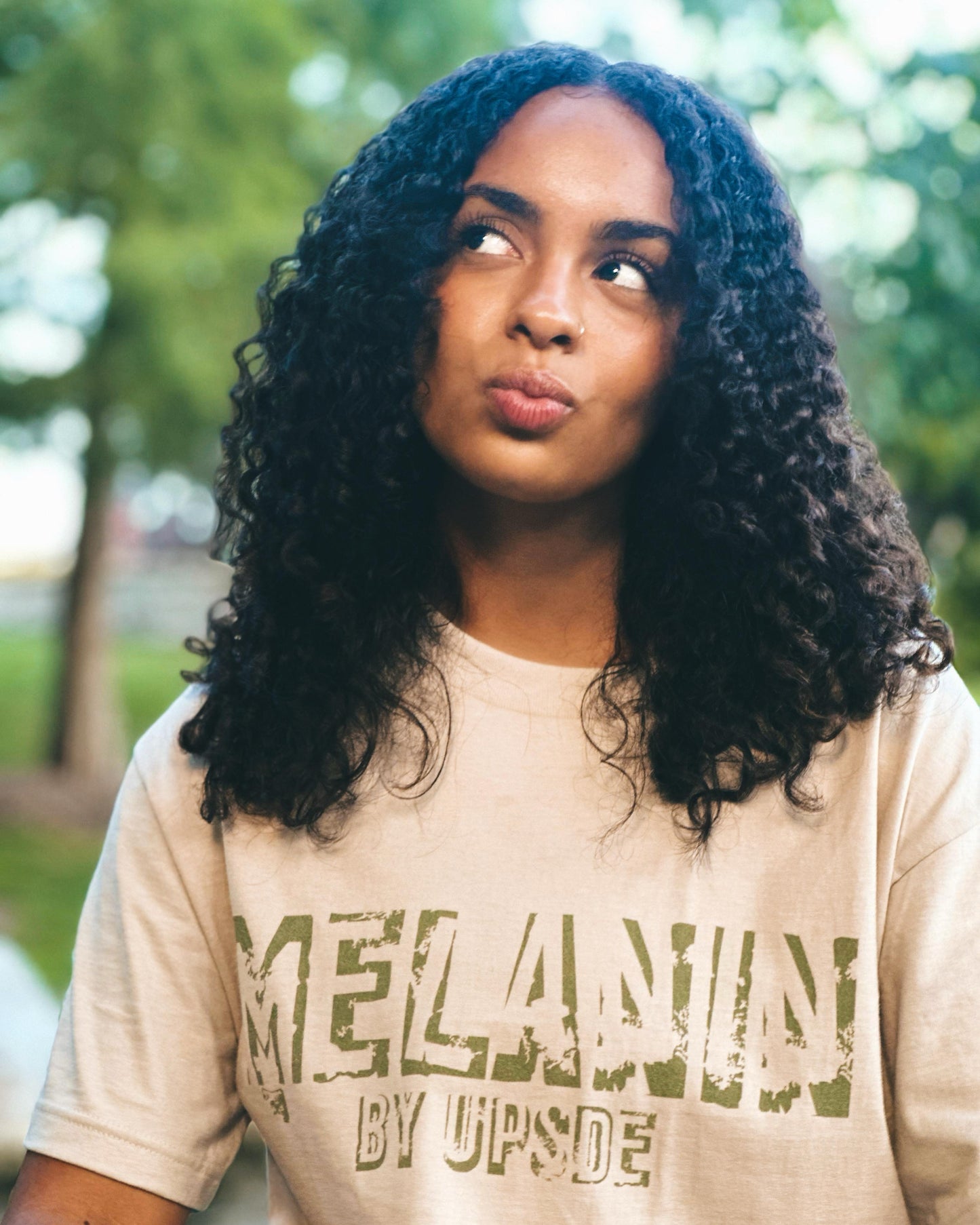 “MELANIN” UPSDE BOXY TEE